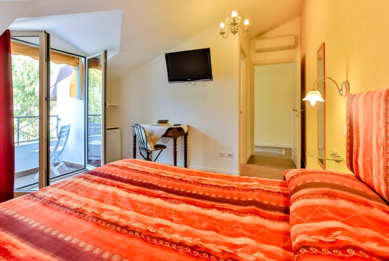 Casa Di Rossana Bed&Breakfast Sanremo Exterior foto
